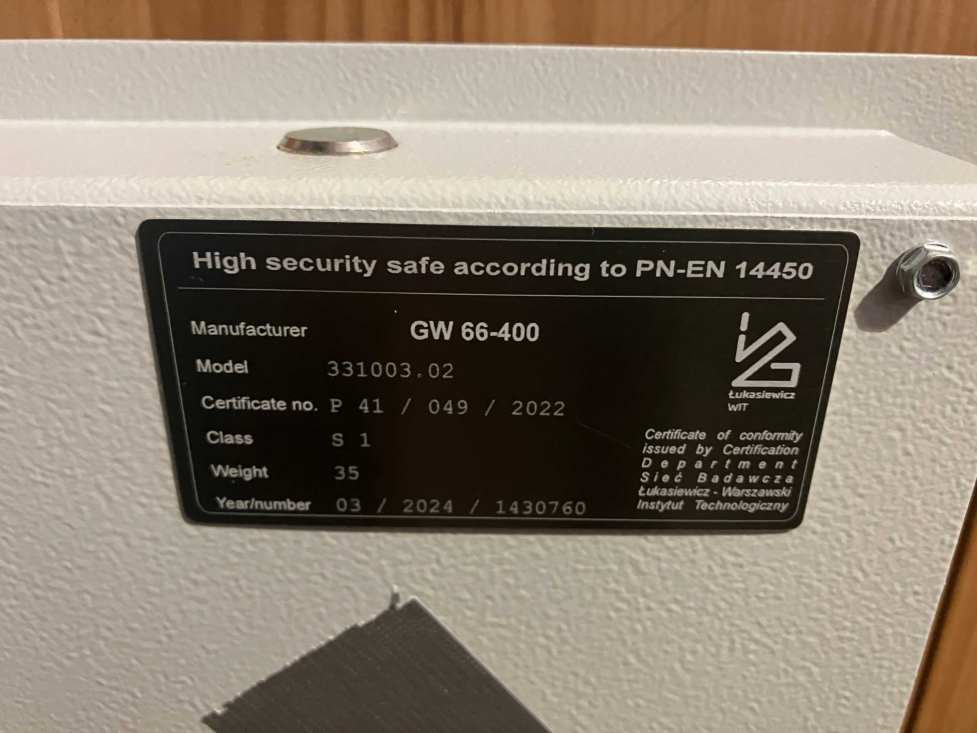 Sejf S1 na broń krótką z zamkiem elektronicznym 460x440x365mm