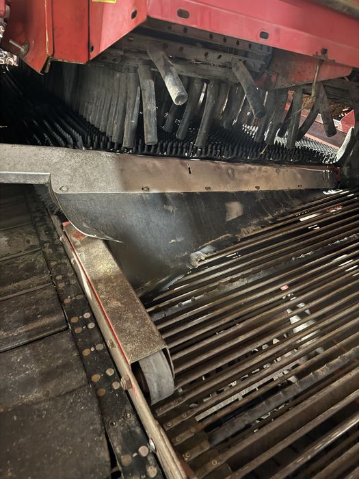 Kombajn ziemniaczany samobieżny grimme sf 150 60 ub (ropa avr)