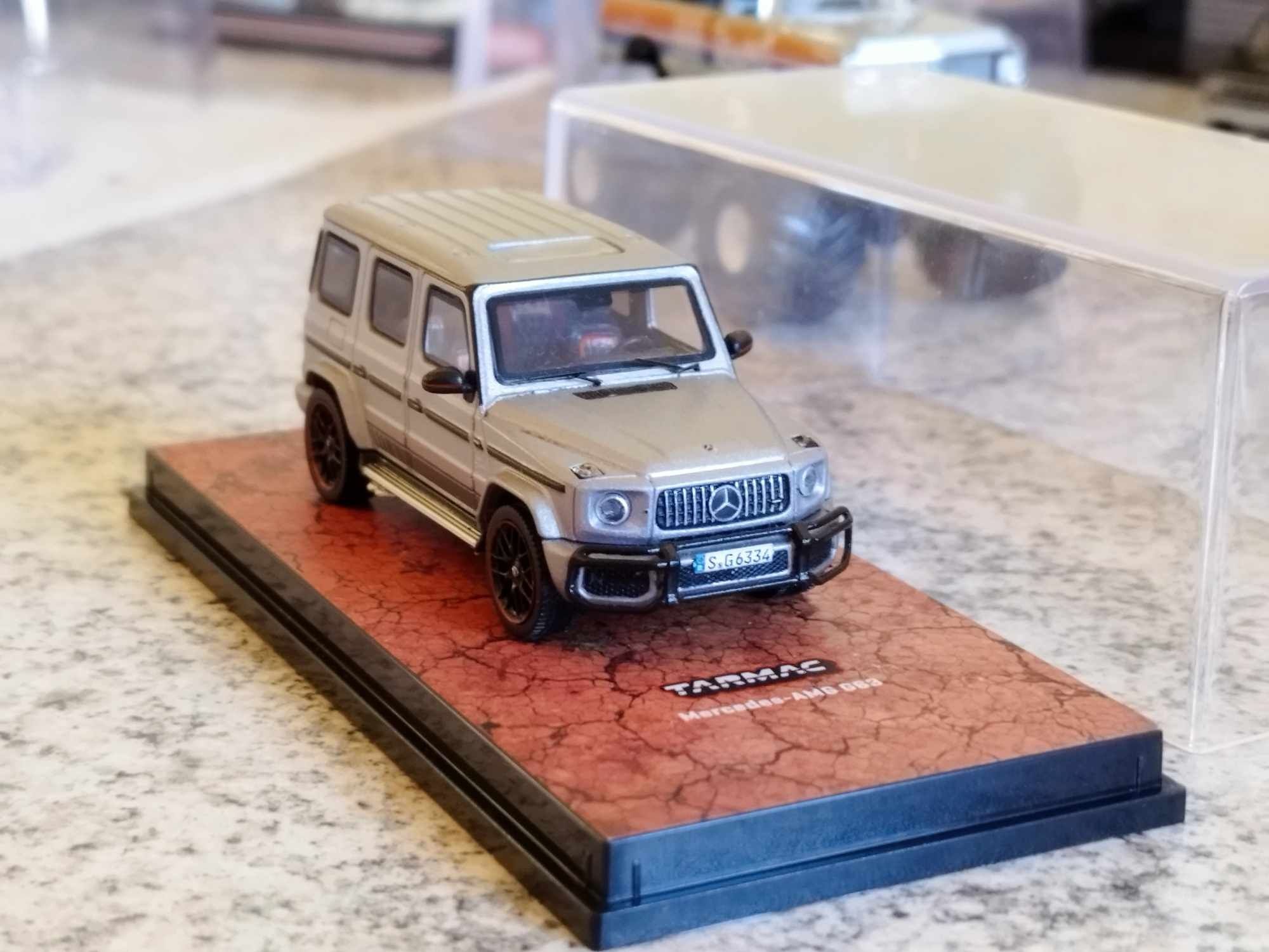 Tarmac 1/64 mercedes AMG g63