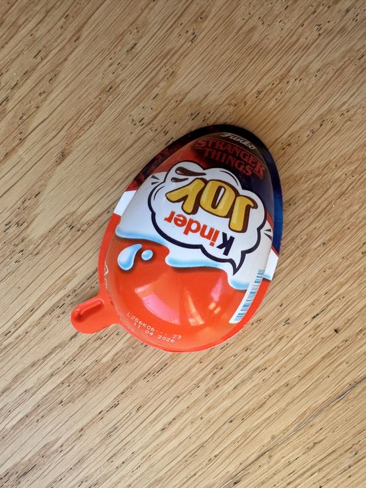 Kinder joy stranger things funko figurka Max