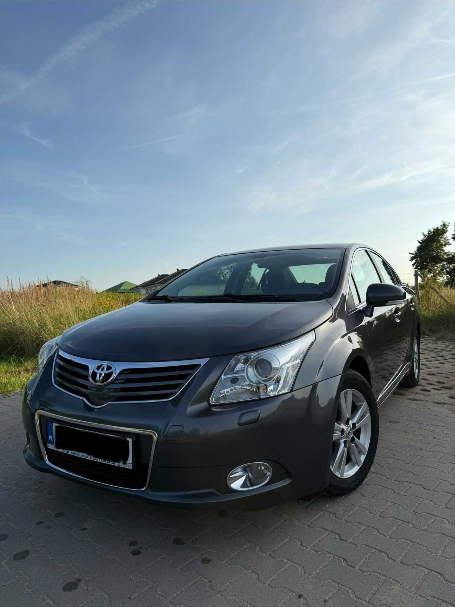 Toyota Avensis - stan bdb drugi właściciel niski przebieg