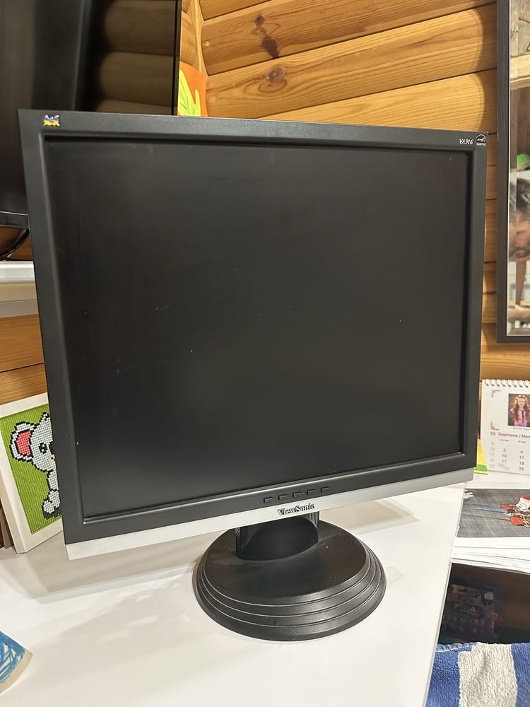 LCD монітор VievSonic 15