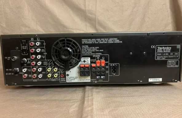 Wzmacniacz audio Technics