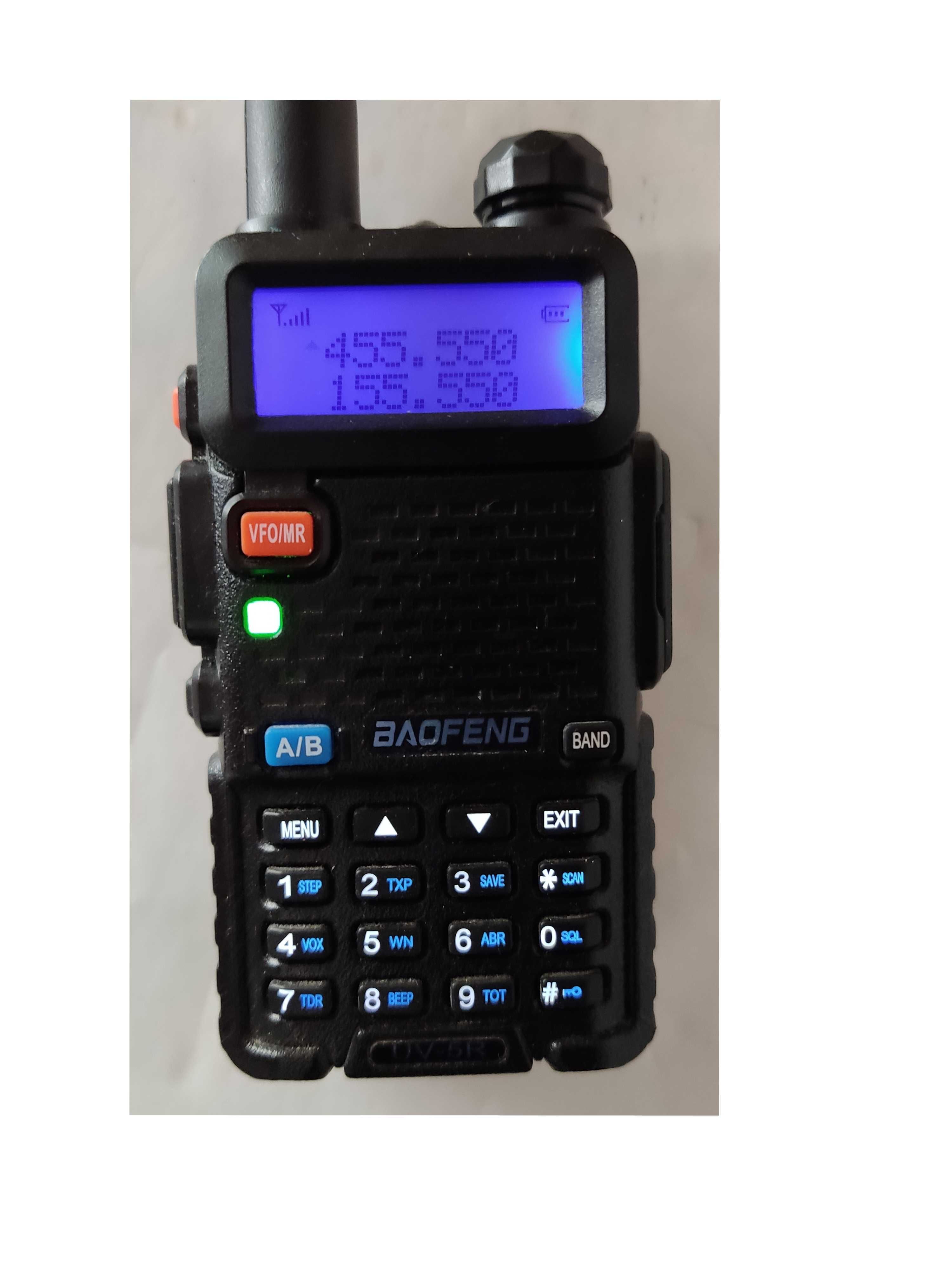 Baofeng UV 5R Walkie Talkie Двухдиапазонная VHF UHF+ FM-трансивер