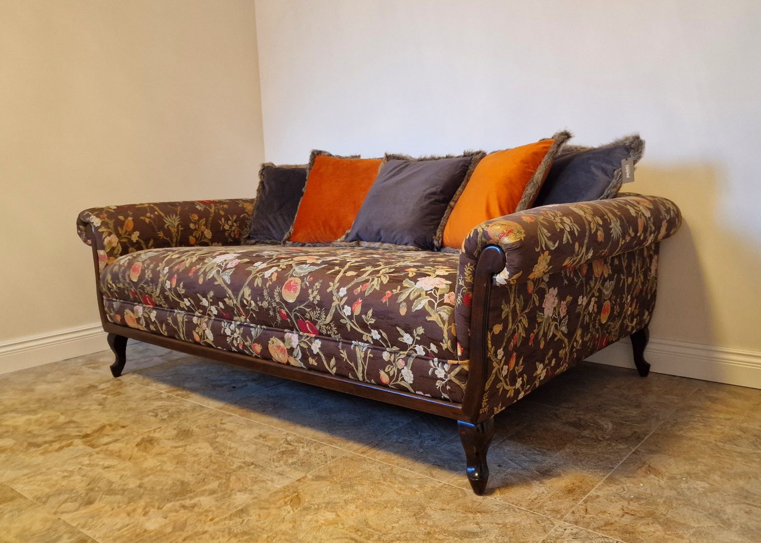 Sofa otomana nowa