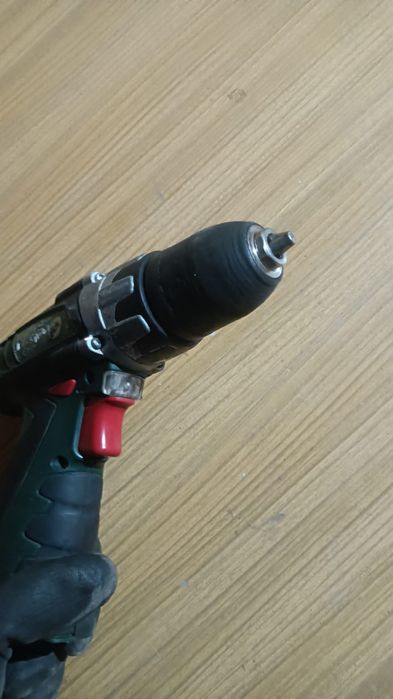 Wkrętarki Bosch i Metabo
