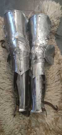 Pełne bigwanty nogi rycerskie średniowiecze do walki zbroja