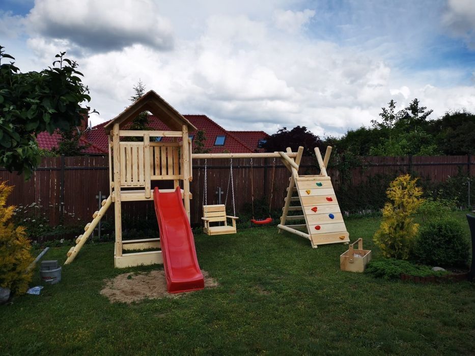 Meble ogrodowe, plac zabaw, huśtawka, stół ławki