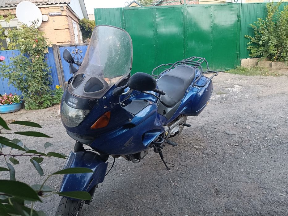 Продам  легенду доріг  мотоцикл  Honda NT 650v deauville