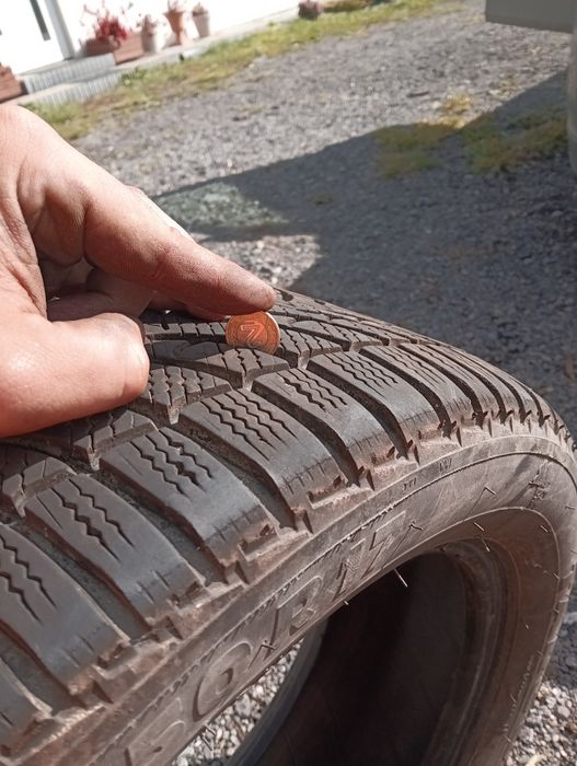 Opony bieżnikowane 2sztuki 225/50 r17