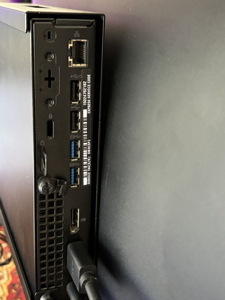 Zestaw Mini PC Dell Optiplex 3050 + monitor Dell e2318hn