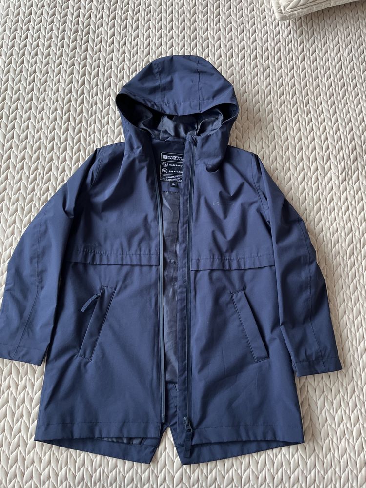 Kurtka przeciwdeszczowa Mountain Warehouse r.130 gratis dresy