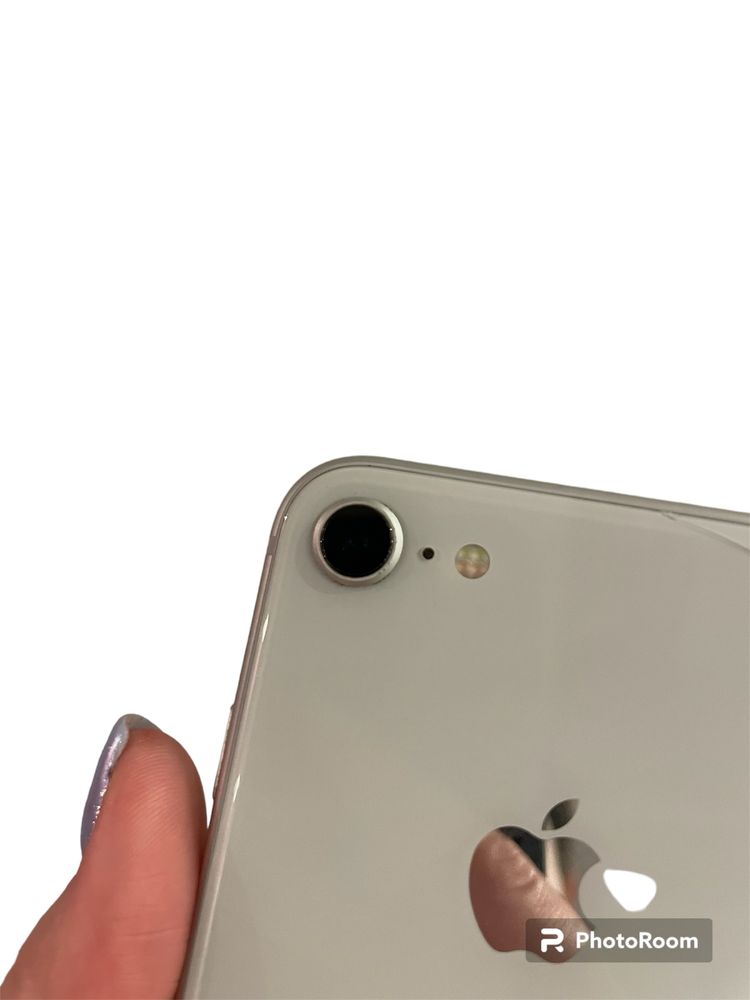 Iphone 8 srebrny 64 GB