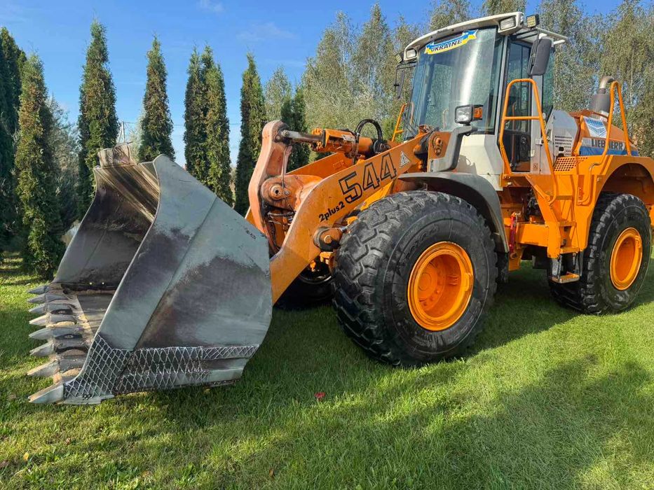 Фрональний навантажувач Liebherr L544, 2003