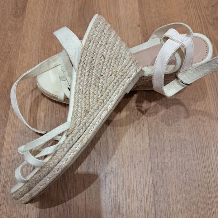 Sandálias Sfrera 41