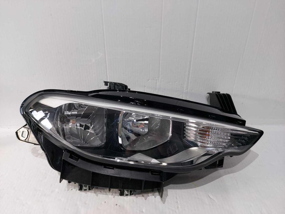Fiat Tipo II 16-lampa Reflektor prawy 7PIN EU elektryczny oryginalny