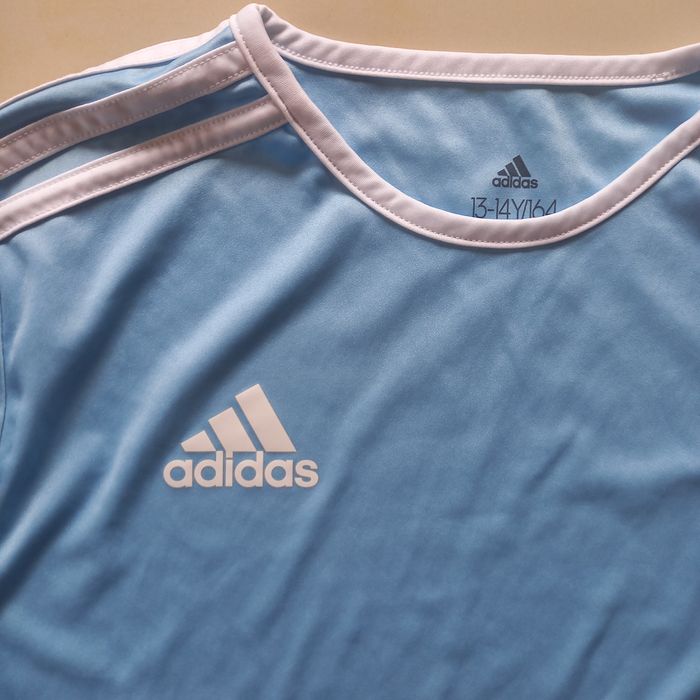 Koszulka sportowa Adidas chłopięca na 13-14 lat