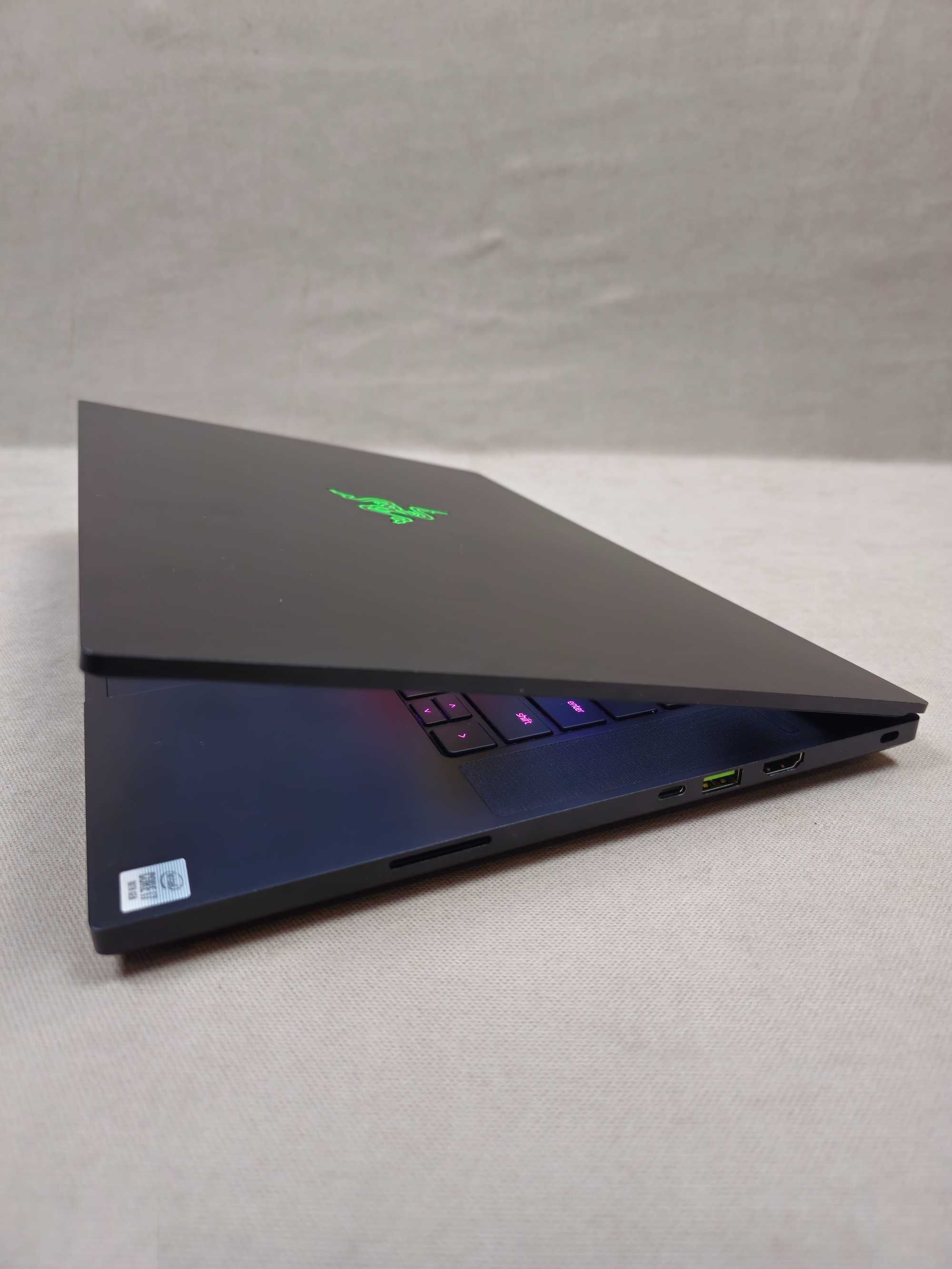 Ігровий ноутбук Razer Blade 300Hz/i7-10875H/RTX 2080SUPER/USA/Гарантія