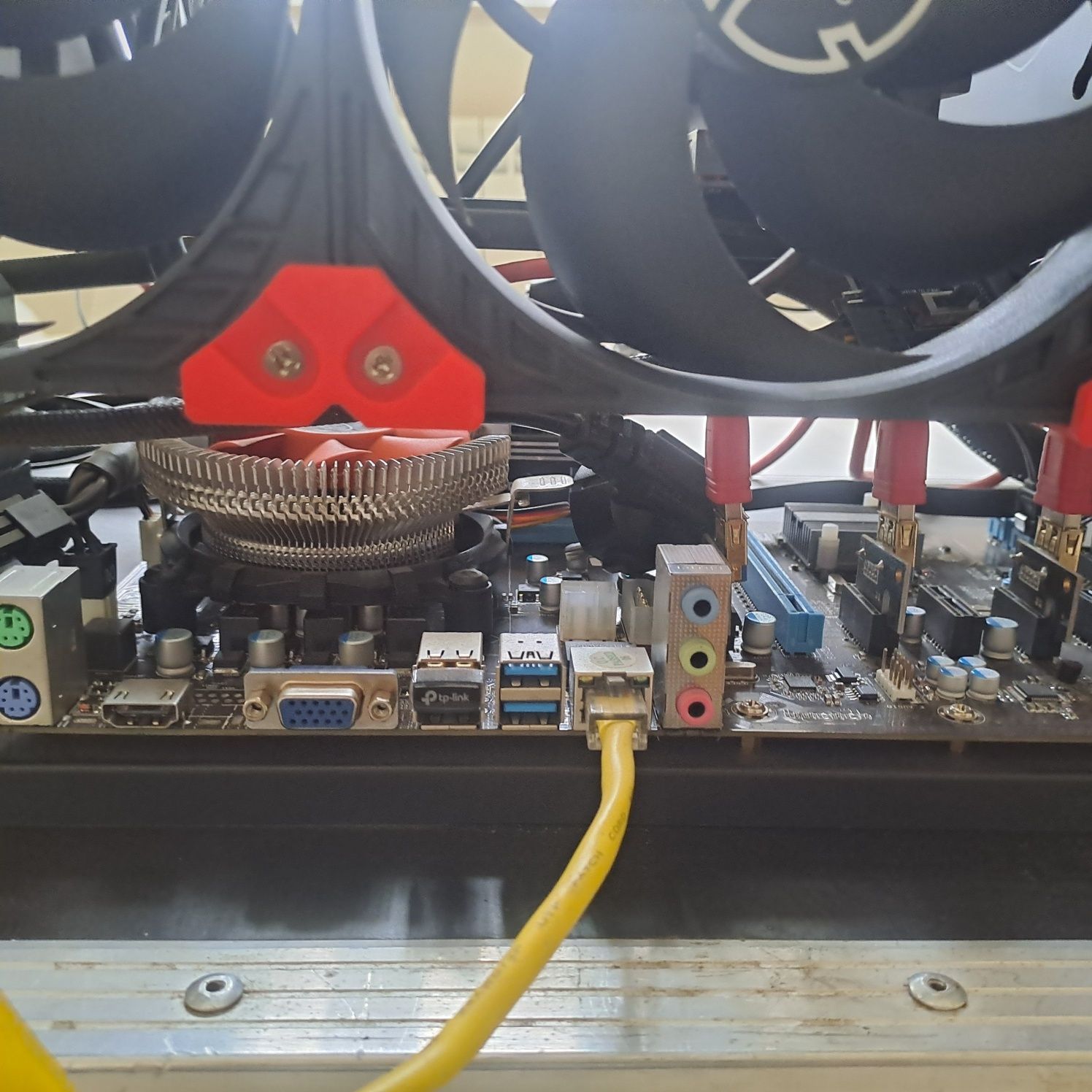 Koparka kryptowalut 4x RTX 3080 MSI BEZ LHR + Corsair PSU + Open Frame