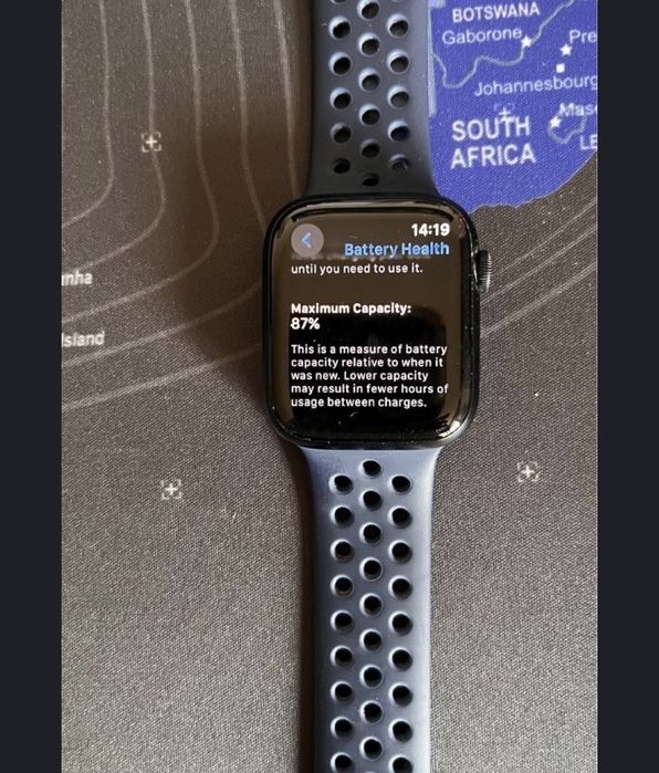 Apple Watch Series 7 Nike