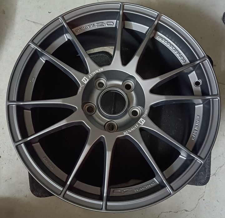 OZ Racing Ultraleggera Renault F1 Team (NOVAS)