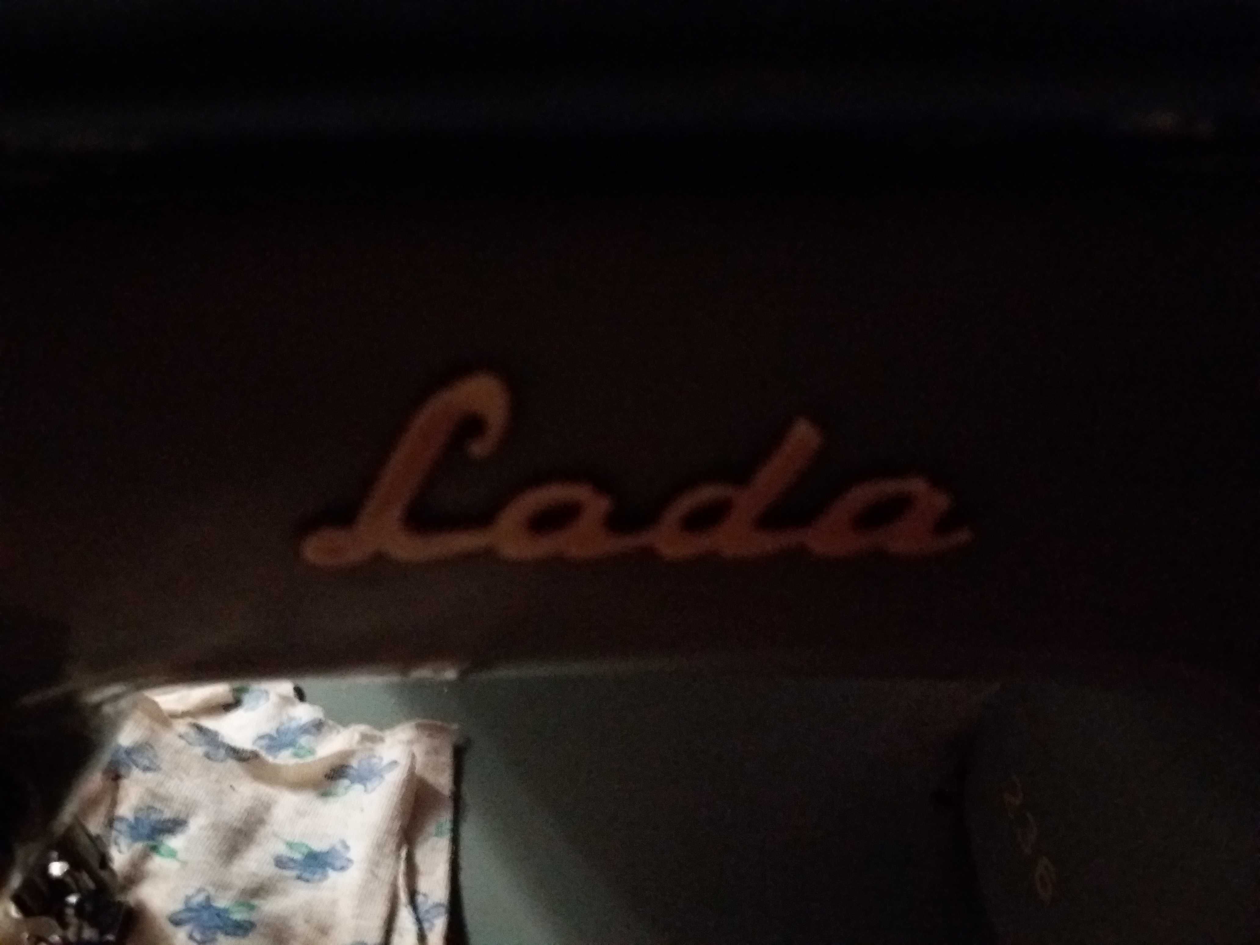 Швейная машина Лада Lada