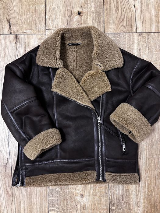 Дублянка Zara розмір М коричнева