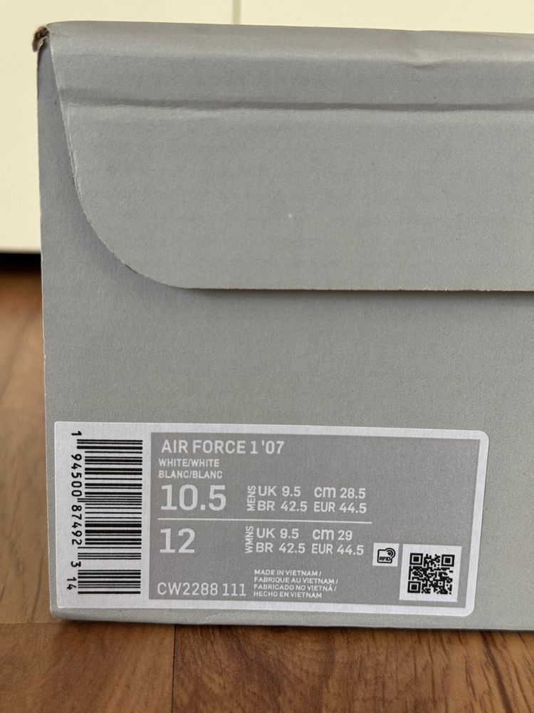 Buty Nike Air Force 1 07 44.5