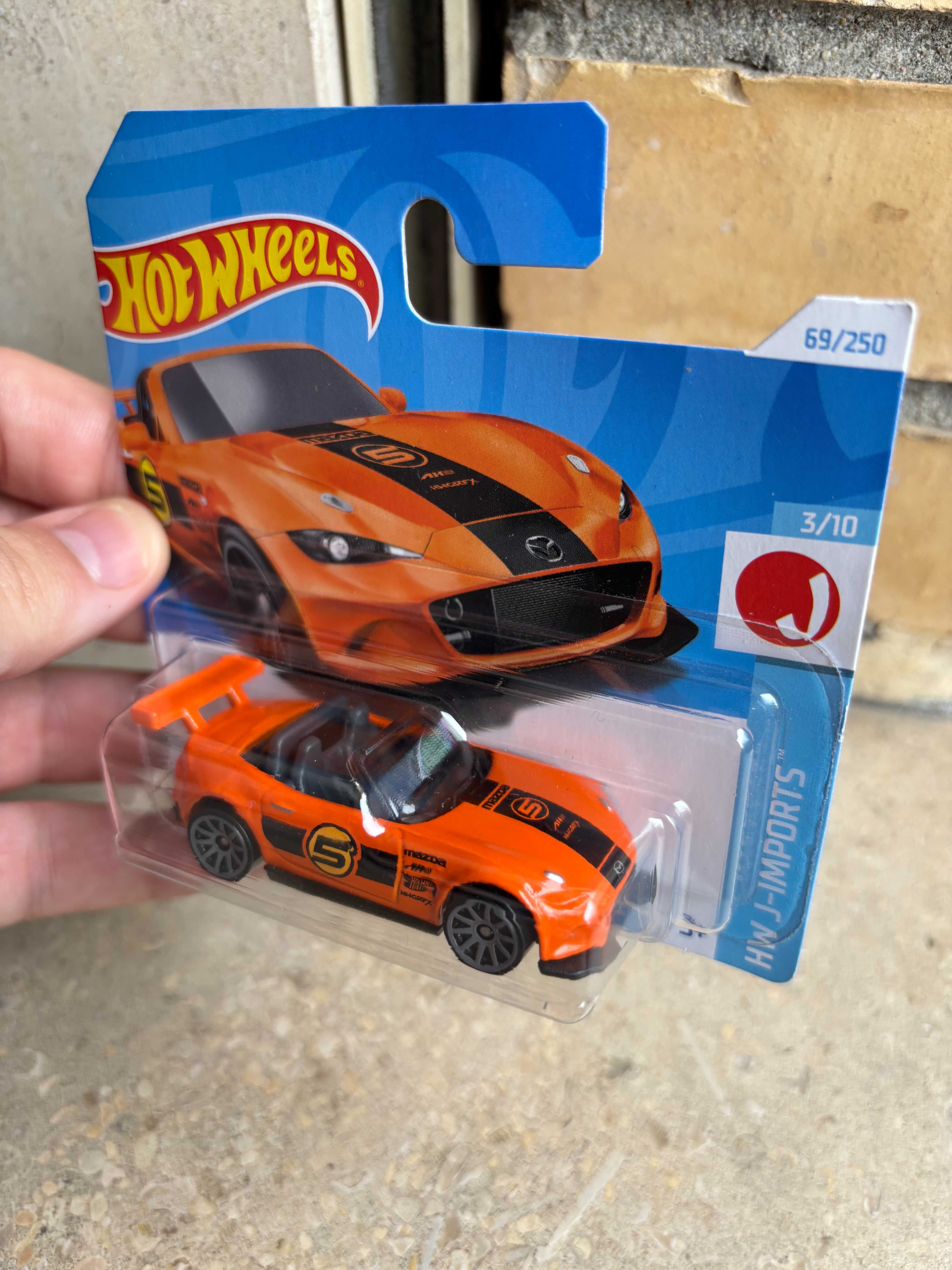 Hot Wheels " '15 Mazda MX-5 Miata " - Novo, Selado
