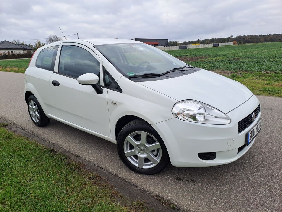Fiat Grande Punto Lift 2010r. 1.2 klima zadbany