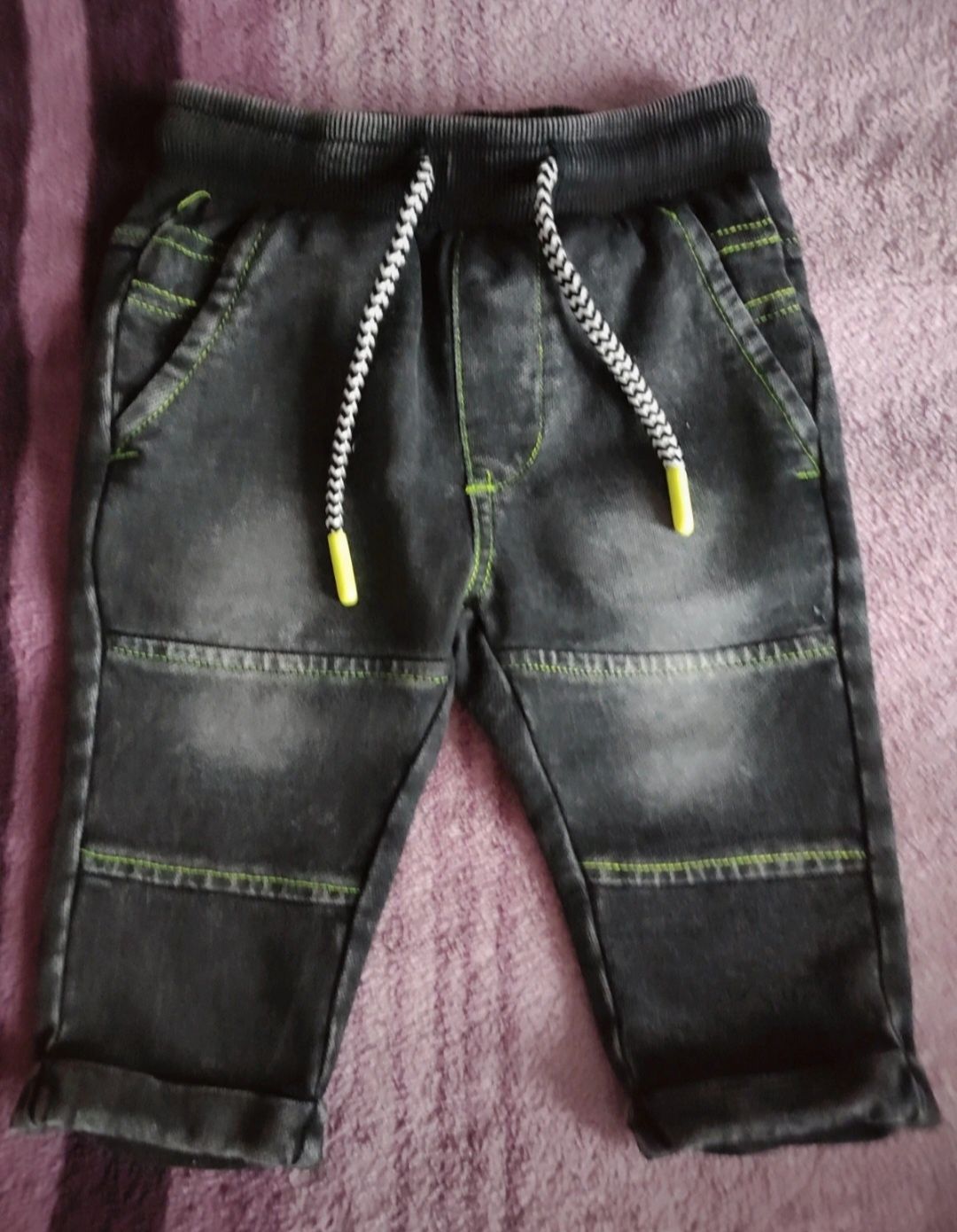 Spodnie jeansowe chłopięce rozmiar 62