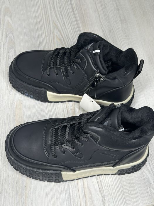 Дитяче демісезонне взуття 35 р