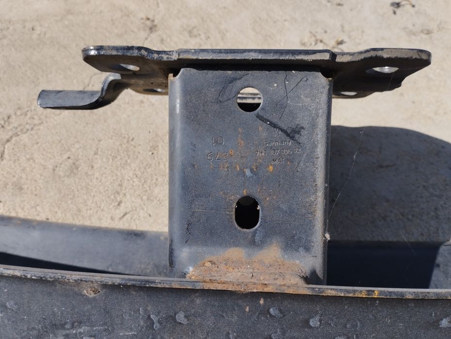 Продам усилитель бампера.