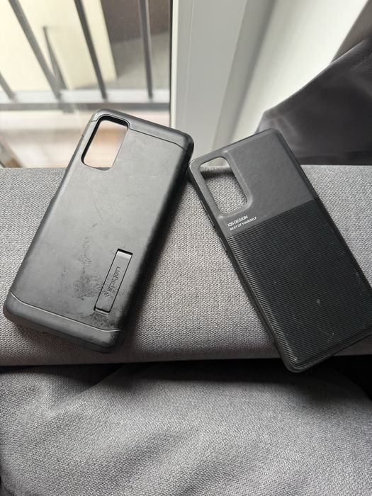 Samaung Galaxy S20 FE 5G 6/128gb 2x Etui