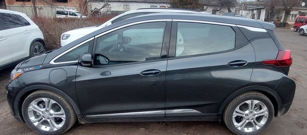 Шевроле  болт 2020р