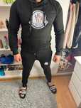 komplet dresowy moncler