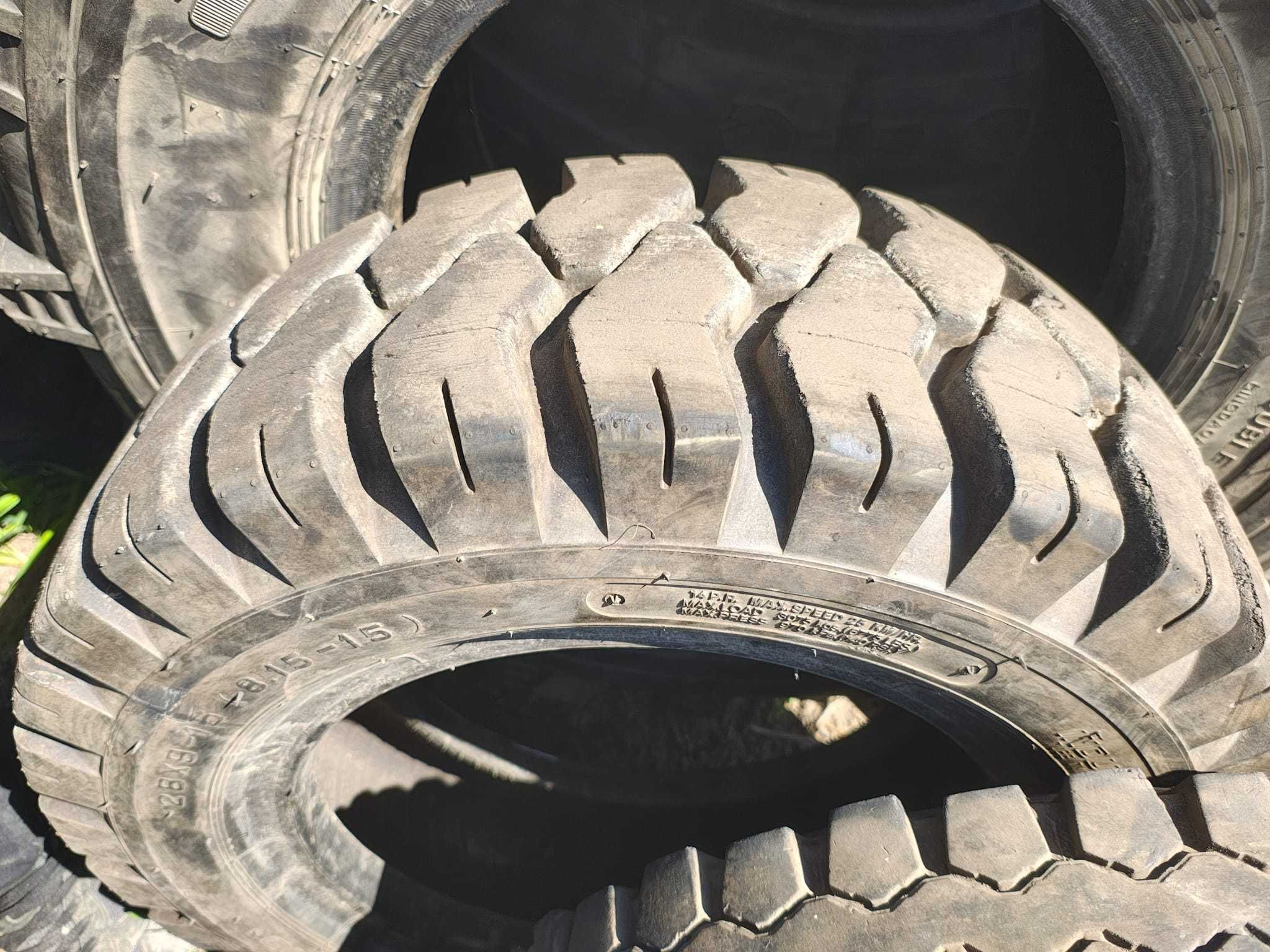 Opona przemysłowa 28x9-15 Deestone wózek widłowy Linde Still Toyota