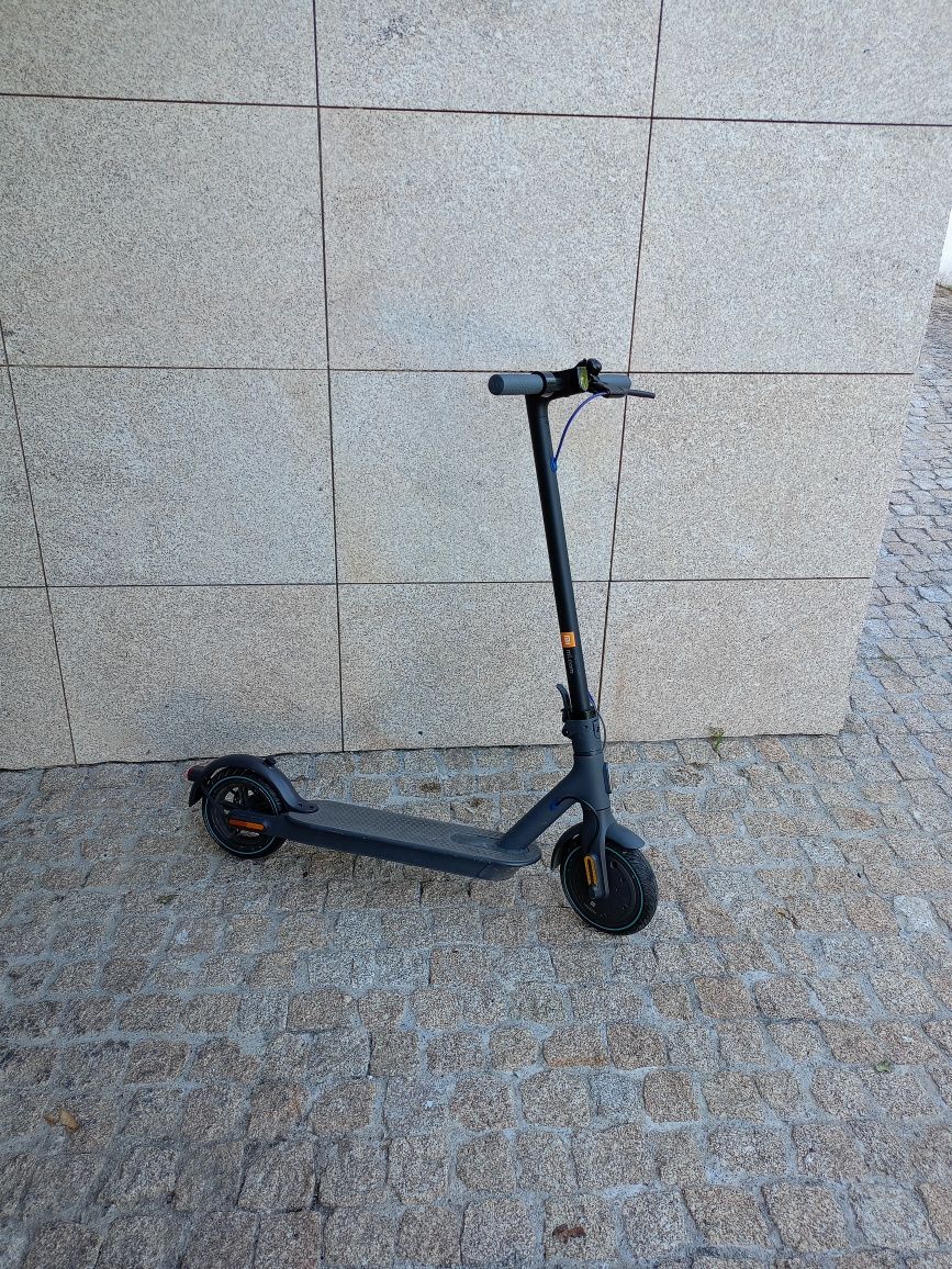 Xiaomi eletric scooter mi 3