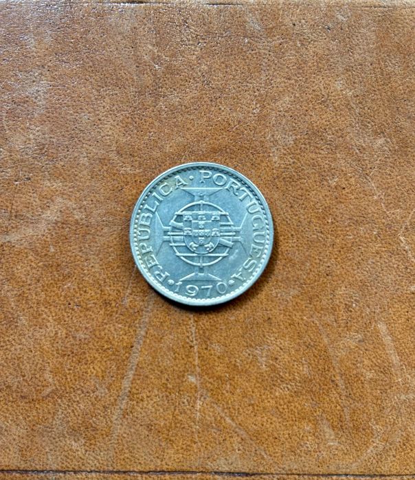 Moeda de 2.50 Dois Escudos e Meio Timor Colónia de Portugal de 1970