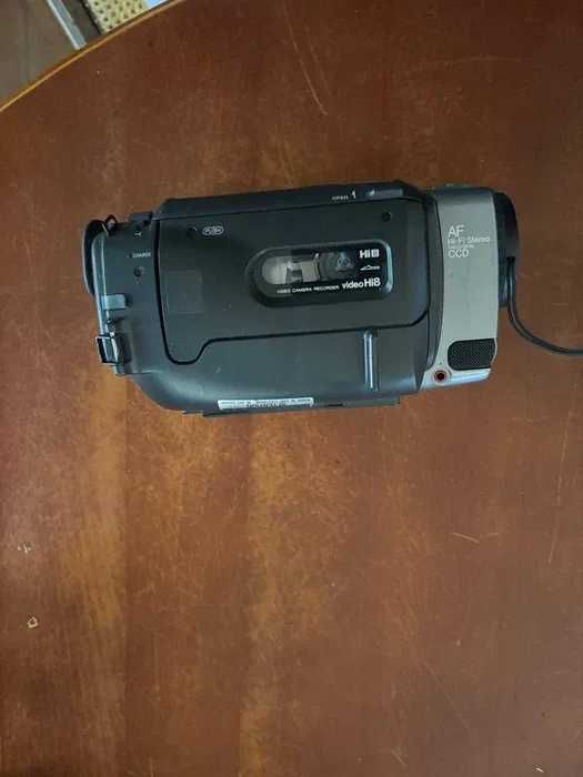 Syndyk sprzeda Kamerę Sony CCD-TRV29!