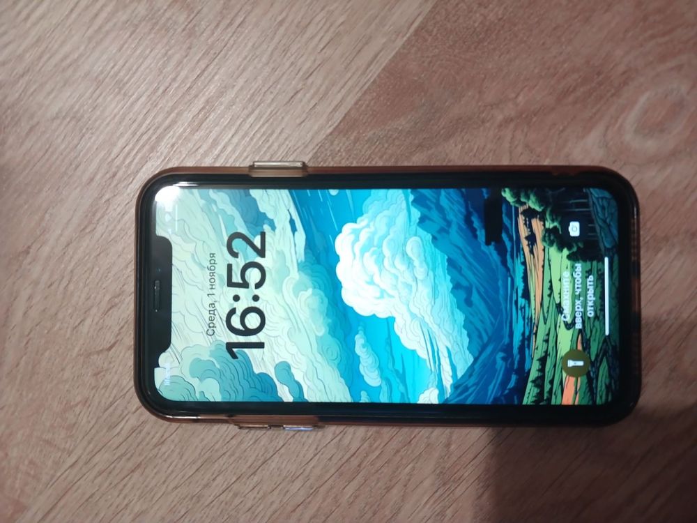 Продам  IPhone Xr 4/64