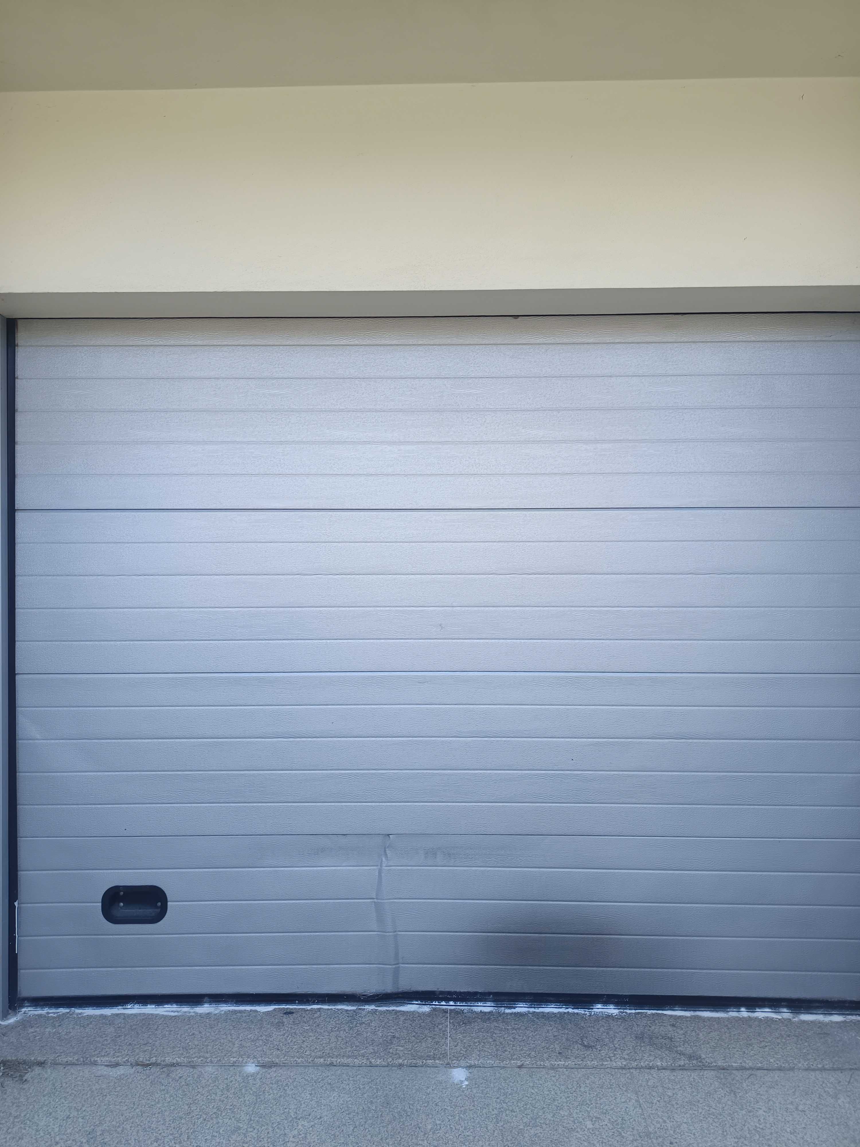 Portão de garagem