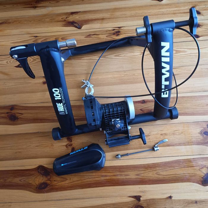 Trenażer rowerowy B.Twin In'Ride 100