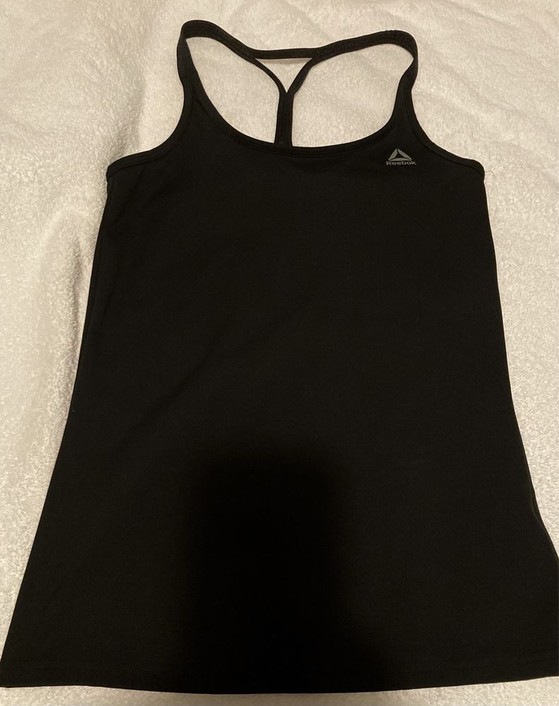 Top Reebok . Les Mills . Tamanho XS . Preto