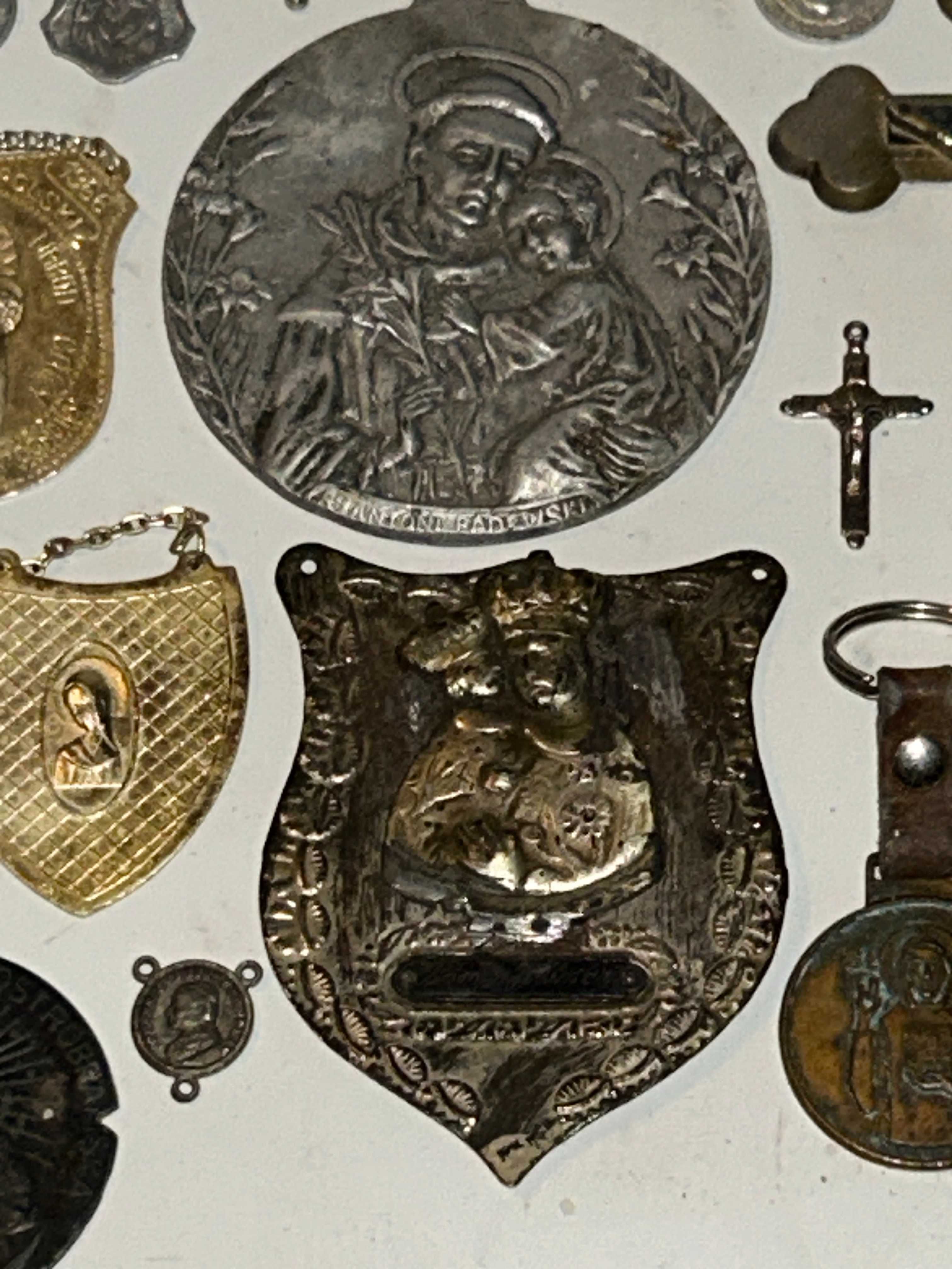 Zestaw KRZYŻYKÓW i innych Świętych