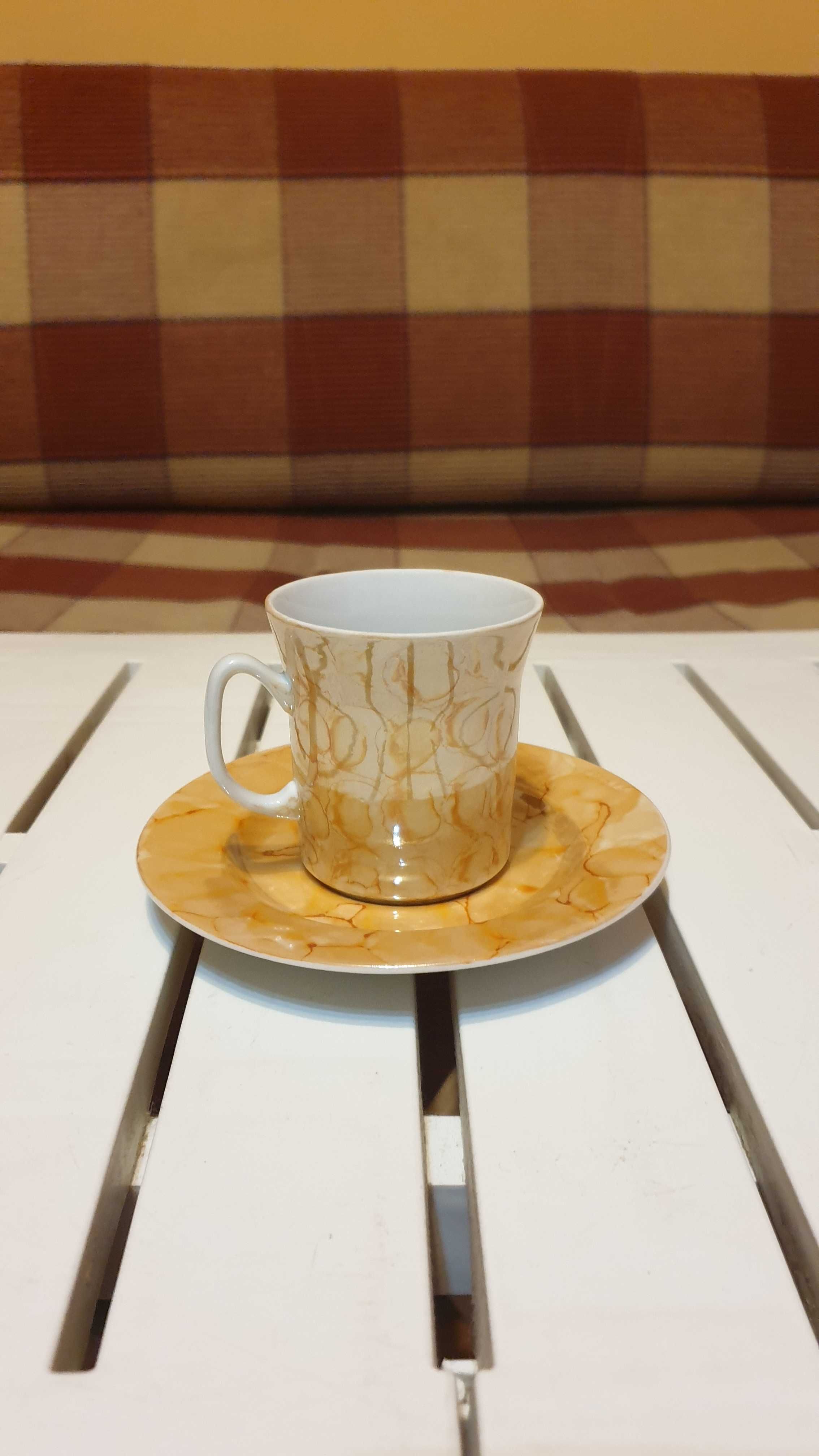Piękna porcelanowa zastawa do kawy, herbaty (na 6 osób)