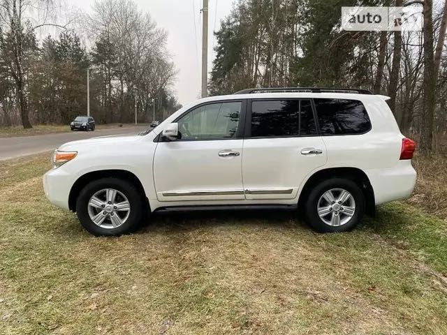 Авторозборка шрот Land Cruiser 200 2007-22 запчасти разборка