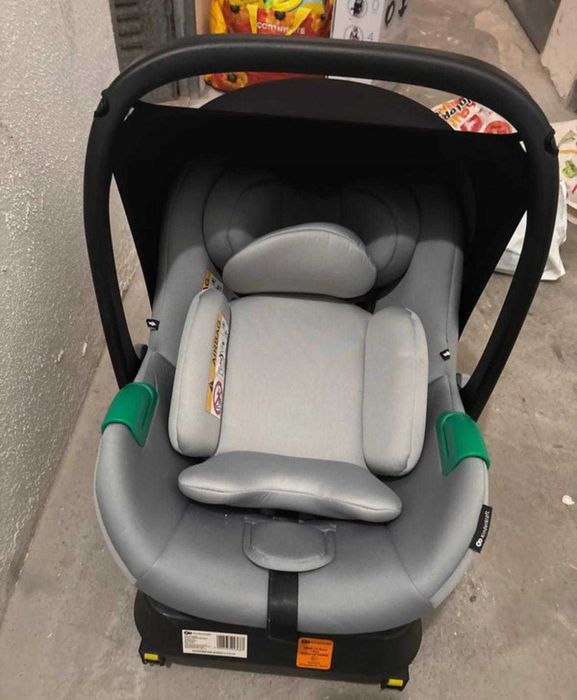 Cadeirinha Bebe / Ovo com Isofix