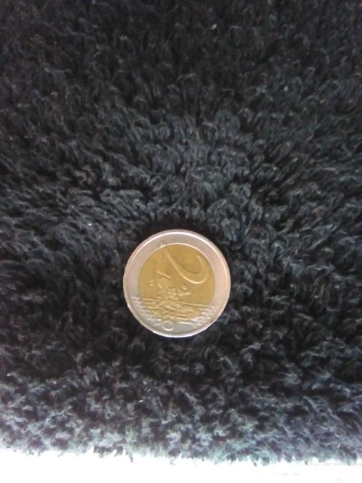 Edição de moedas francesas, com valores de 2 euros do ano de 2001.