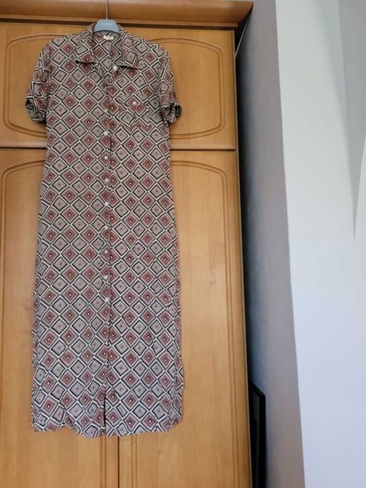 Sukienka  R    L   42  ..44  z  wiskozy  maxi